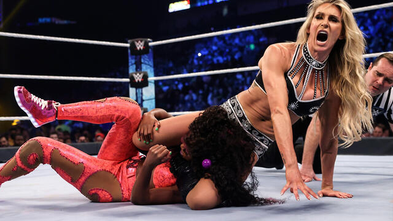 Naomi vs. Charlotte Flair - SmackDown Women’s Title Match: SmackDown, Feb. 11, 2022 @WWE