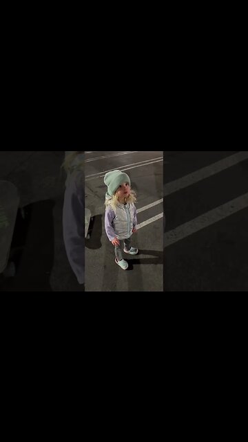 😍 After dinner skate sesh with Dad. @shaunhover