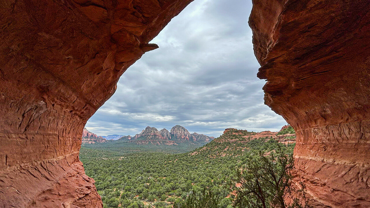 Huckaby, Birthing Cave & Morning Glory - Hiking in Sedona, Arizona