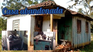 Casa abandonada numa plantação de couve-flor em Caraá/RS