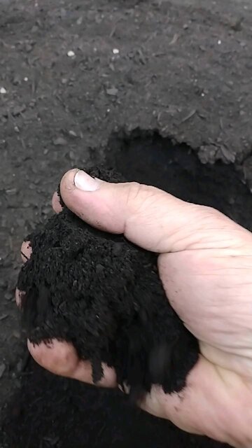 Compost garden refreshing