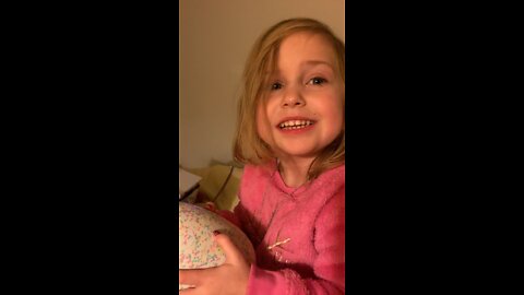 Hatchimal opening by Dassie