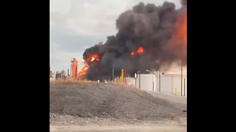 The largest oil refinery in the US is on fire..