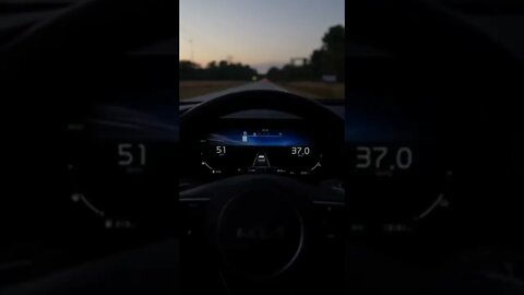 AT NIGHT Kia Sportage intro