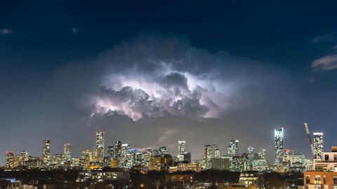 Parts Of Ontario Are Going To Be A Mess This Week With Thunderstorms, Hail & Extreme Heat