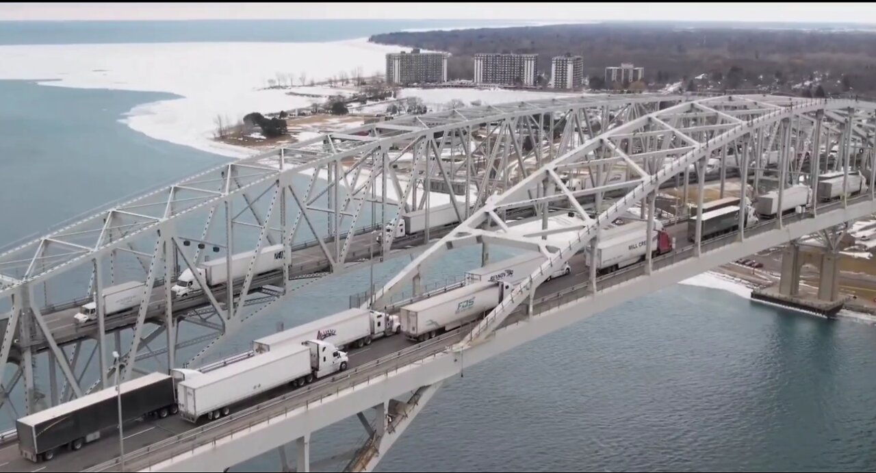 Canada's truckers take over the borders (Update 10/02/2022) Les camionneurs Canadiens envahissent les frontières