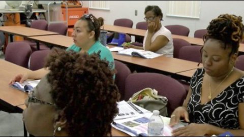Getting help finding a job & career in St. Lucie County