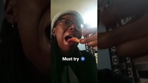 first time trying scorchin sour cream and onion pringles😇🧿