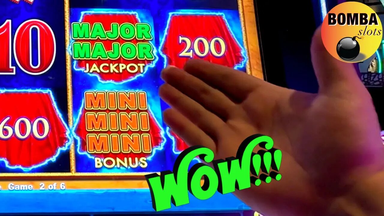 A JACKPOT in LAS VEGAS!!!!! #Casino #SlotMachine