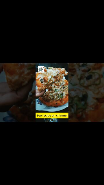 Restaurant Style Pizza Recipe #shorts # youtubeshorts