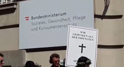 Austria, Vienna: Funeral march at the Ministry of Health mourn people died after being vaxxed