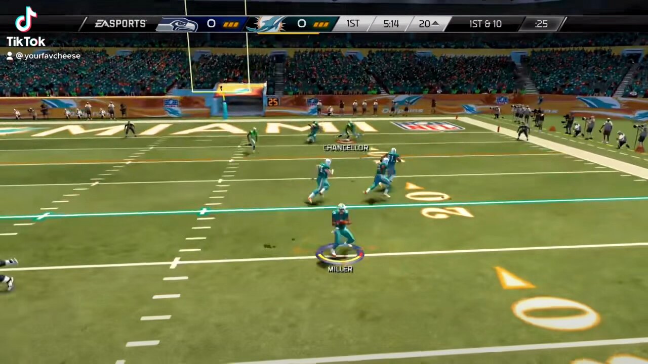 Screen Pass For The Touchdown Madden 25 Throwback