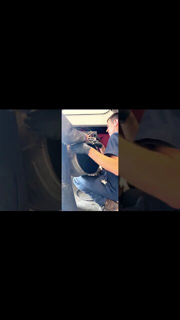 Remove DPF from Kenworth truck #dpf #dpfcleaning