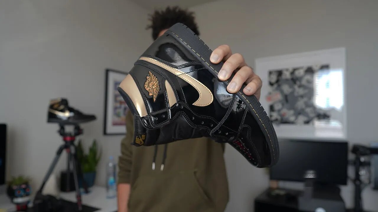 Air Jordan 1 Black & Gold Vlog #LSZN