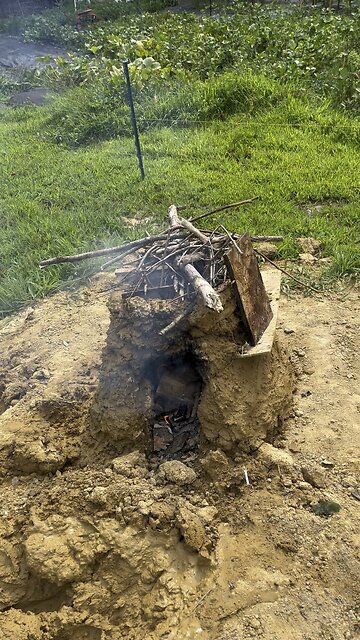 Building A Kiln To Make Pottery & Bricks 🏺Chamberlin Family Farms #DIY #kiln #naturalrecources