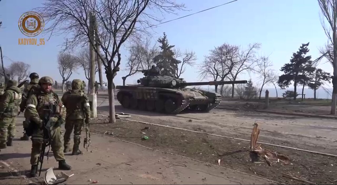 ★★★ Chechen fighters advancing in Mariupol