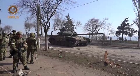 ★★★ Chechen fighters advancing in Mariupol