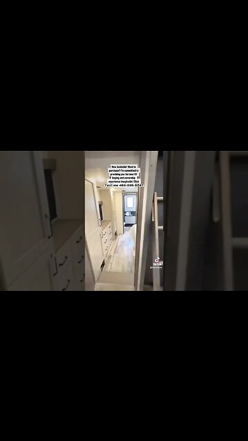 Would you travel or live in this 2 bedroom RV? 2023 Keystone Montana 381TB #shorts #rv