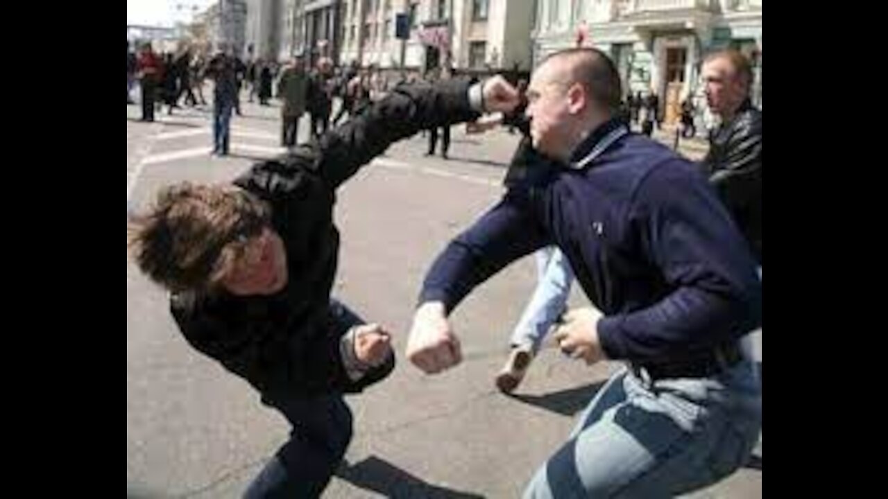 Street fight!`