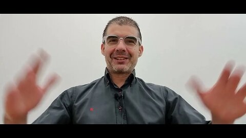 A diferença entre Ricardo Araújo Pereira e Chris Rock: a palmada de luva branca...
