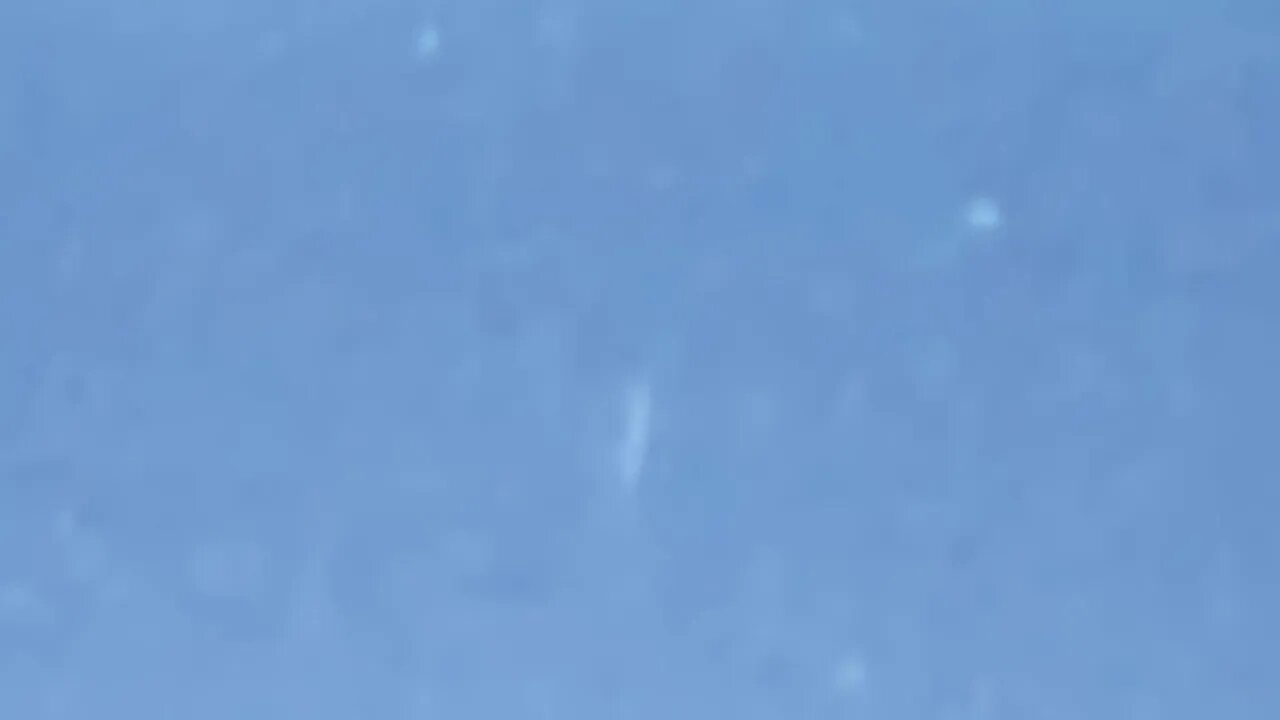 Tic tac UFO straight down to North