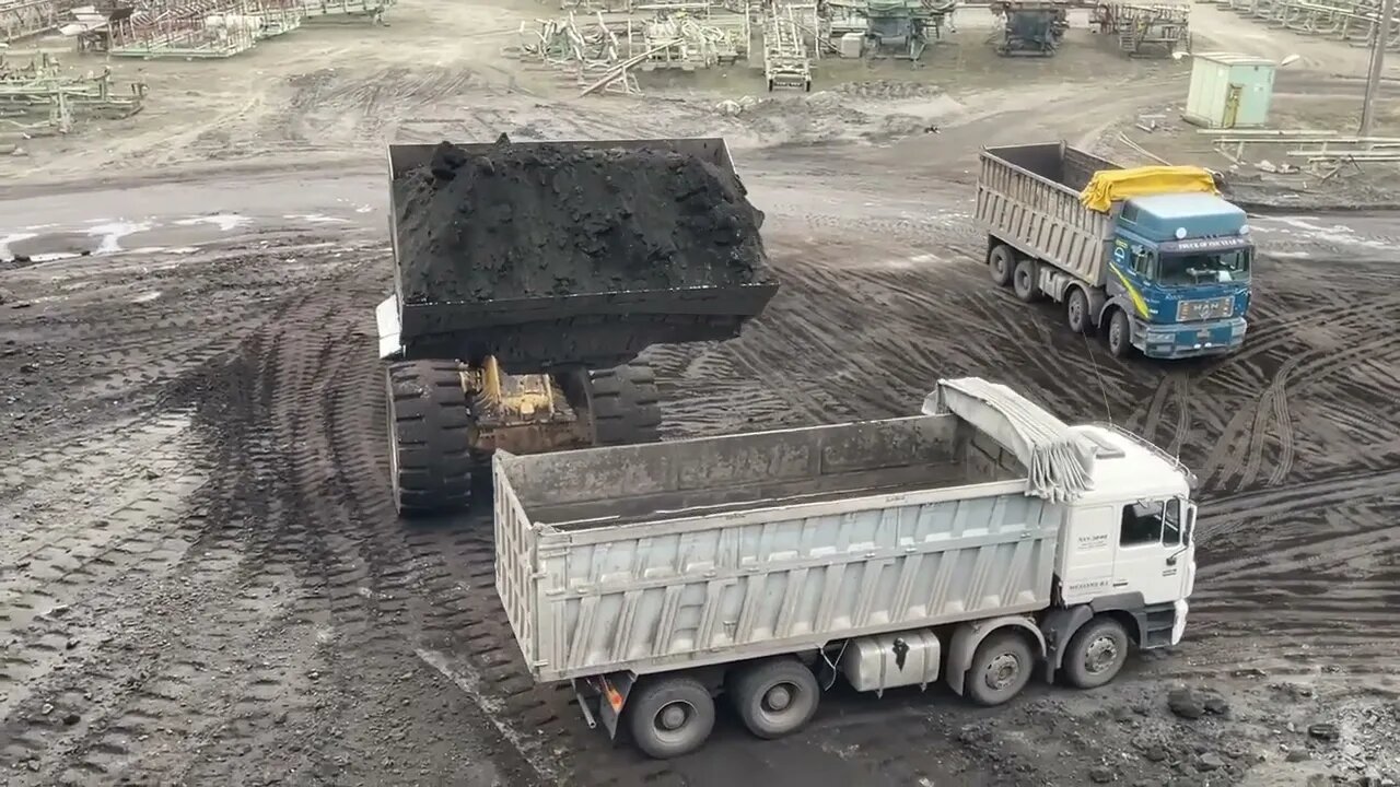 Huge Caterpillar 992G Wheel Loader Loading Coal On Trucks - Sotiriadis/Labrianidis Mining Works-5