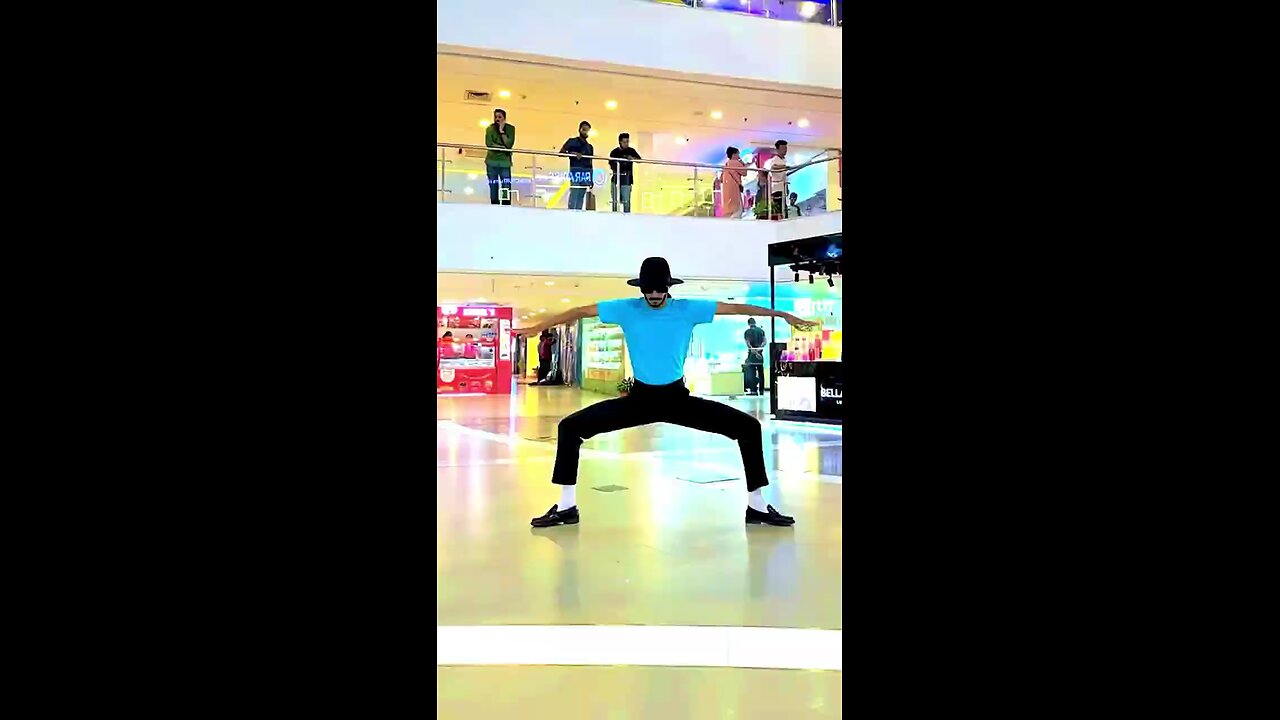 Wait for public reaction _shorts _dance _sandipbrahamin(720P_HD)