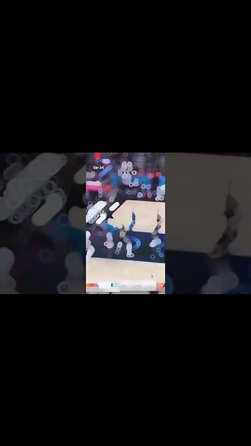 Still destroying the suns#nba #basketball #giannis #giannisantetokounmpo #viral #shorts