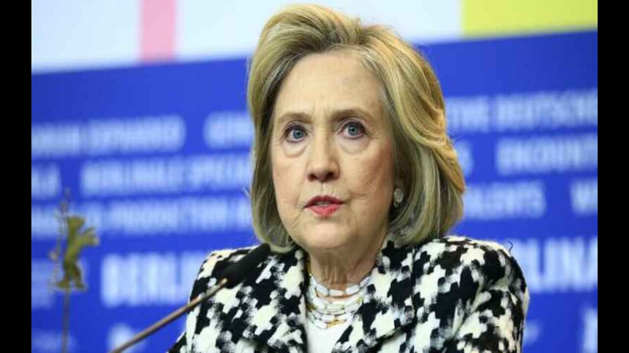 Hillary Clinton Blames Trump, Praises Biden for Response to Ukrainian Crisis