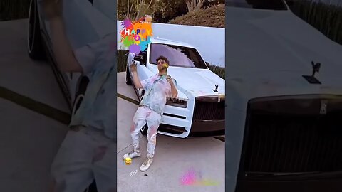 Priyanka Chopra can't stop laughing as Nick Jones gets Holi on their white luxury car 😁 #shorts