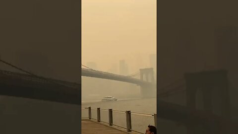 ASÍ LUCÍA ESTE MIÉRCOLES NYC, CALIDAD DEL AIRE PELIGROSA POR EL INCENDIO DE QUEBEC