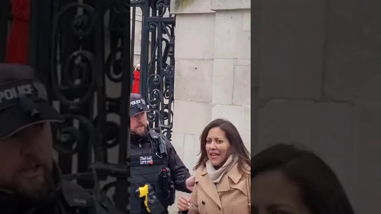 Tourist doe's not like be told what to do by police #horseguardsparade