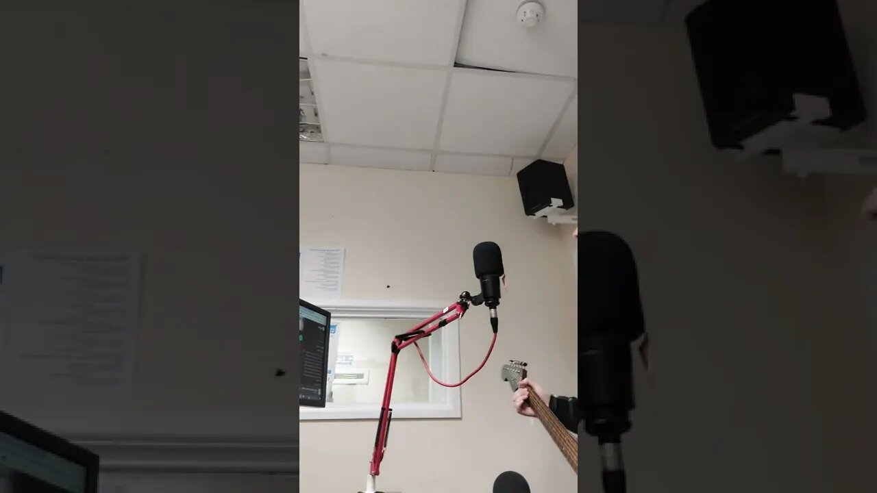 'Cat food' live on Voice FM - 24 hour give a gift Southampton