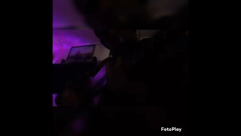 testing the sound of my antique guitar on Roland gr-d