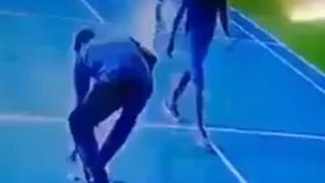 2023 Badminton player passes away suddenly in the middle of a game