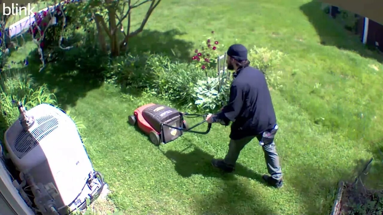 NORTH_VIDEO_DOOR_BELL_2023-05-16T11_43_28-0400.mp4