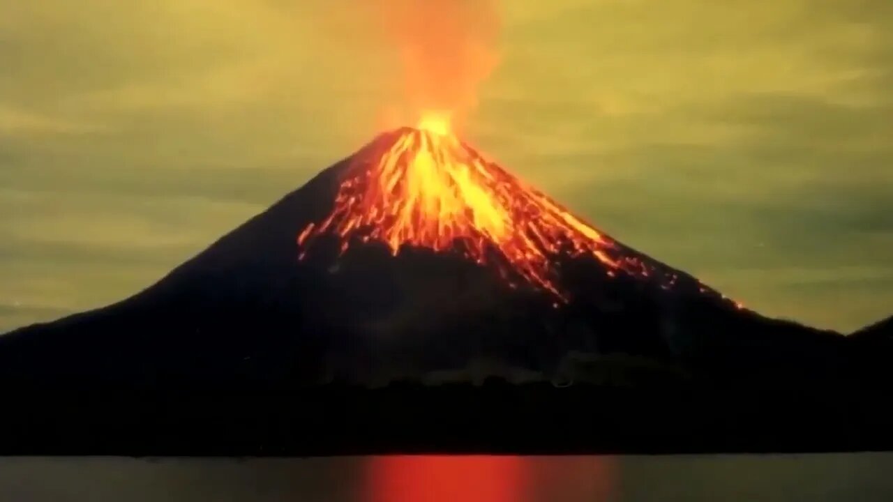 12 Most Amazing And Biggest Volcanic Eruptions-17