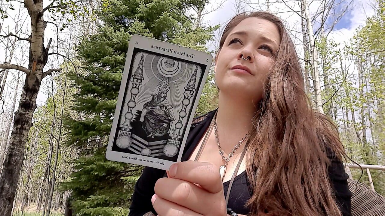 Weekend Tarot Reading - Intuition Leading the Way