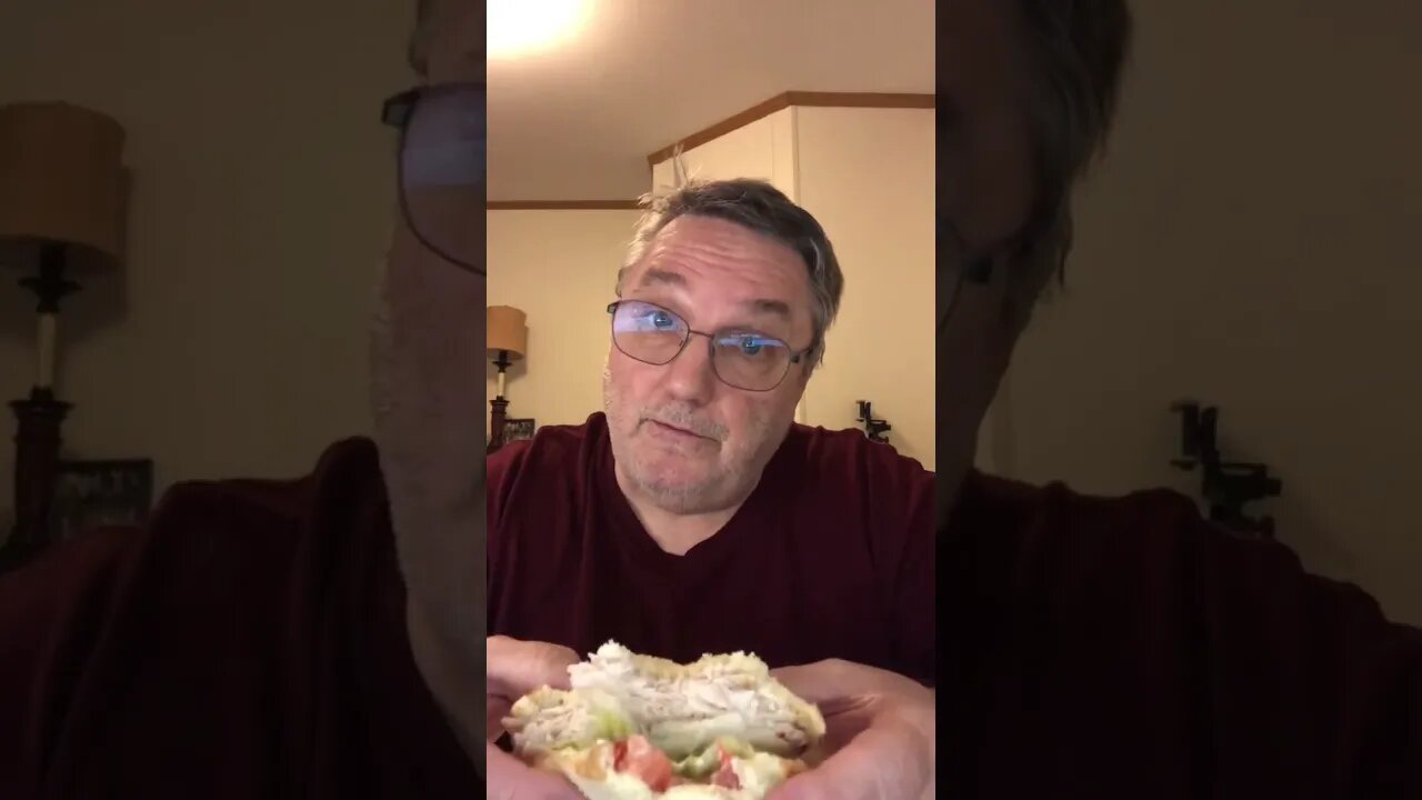 Turkey Sandwich #turkey #turkeysandwich #lettuce #tomato #mayo