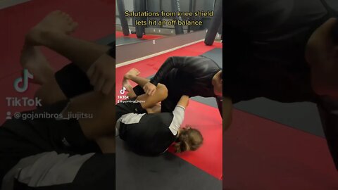 Kani-basami knee shield #martialarts #mma #bjj