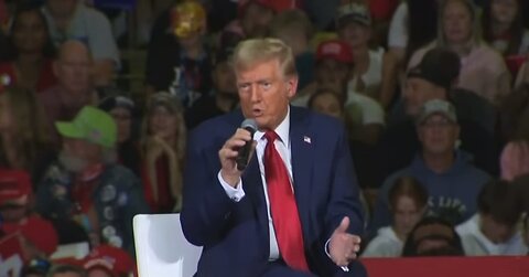 INVESTIGATE FBI?! Trump questions at Lancaster PA rally