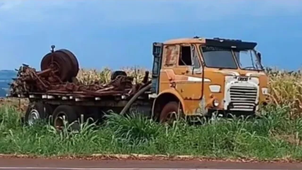 Caminhões Abandonados Parte 40