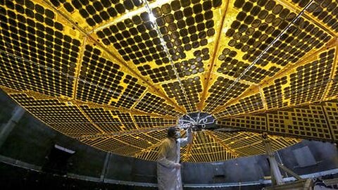 NASA’s Lucy Mission Extends its Solar Arrays