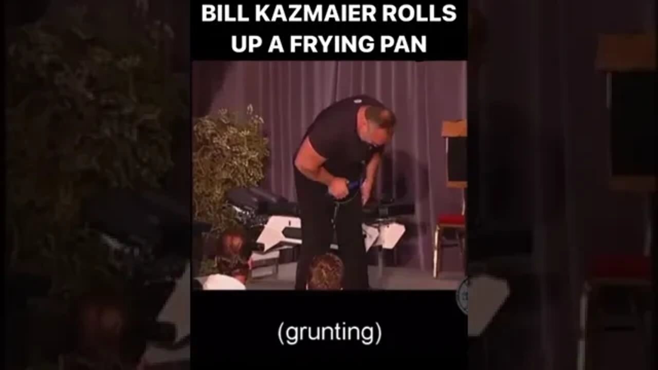 Bill Kazmaier Rolls Up A Frying Pan With ONE HAND😨