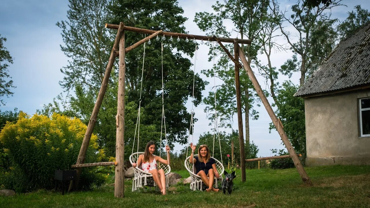 Building Chair Swing to Enjoy the Summer Days