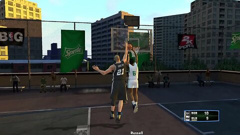 One on One: Tim Duncan vs Bill Russell