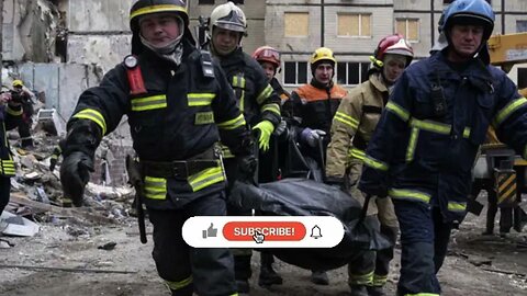 Weerarkii Ukraine ayaa ku dhintay 40; Ruushka ayaa la arkay isagoo diyaarinaya dagaal dheer