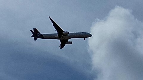 Airbus A321 PT-MXL vindo de São Luís do Maranhão para a capital do Ceará