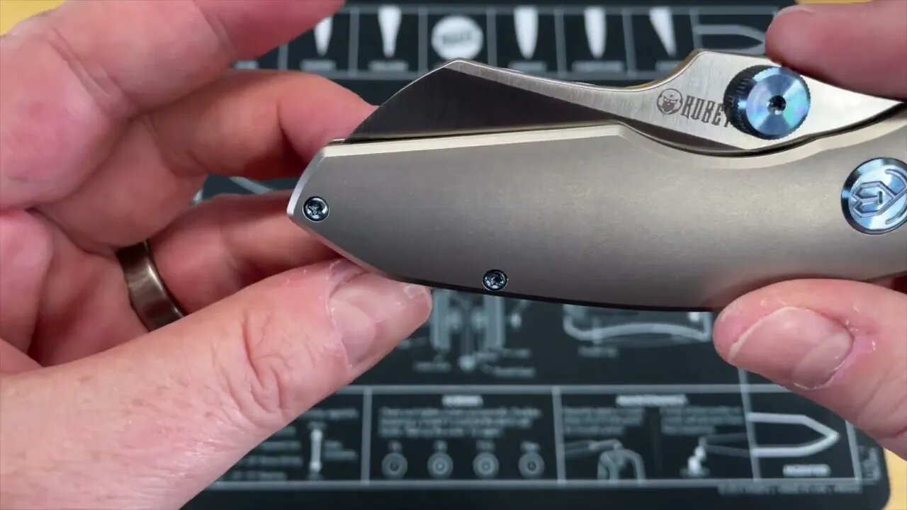 ODDLY GREAT EDC FOLDING KNIFE | KUBEY MONSTERDOG