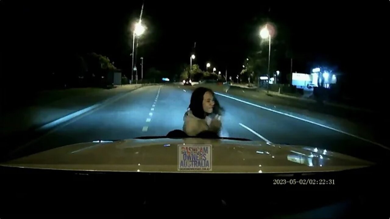 Insurance Fraud / Carjacking attempt caught on dashcam